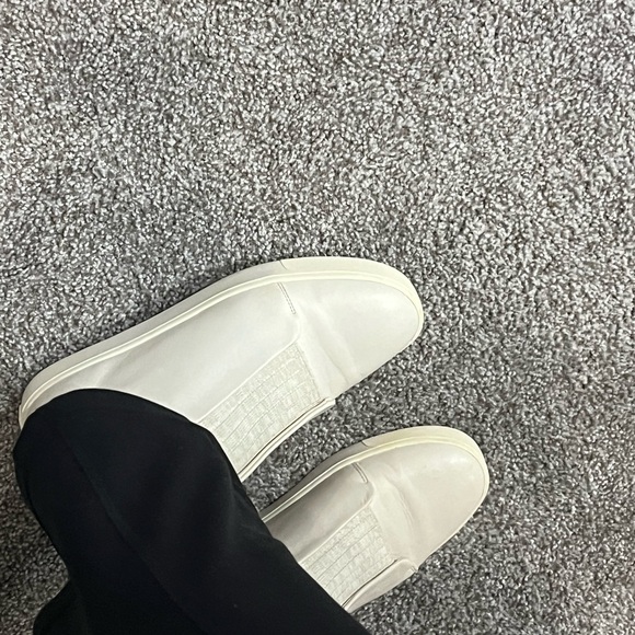 Vince cream slip on shoe loafer sneaker slipper women’s 8 38 - Picture 9 of 10